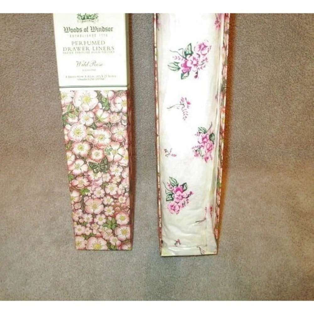 Woods Of Windsor Wild Rose Scented Drawer Liners 6 Sheets Grannycore Cottagecore